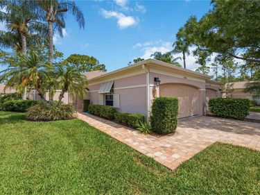 5526 CHANTECLAIRE, Unit 31, SARASOTA, FL 34235