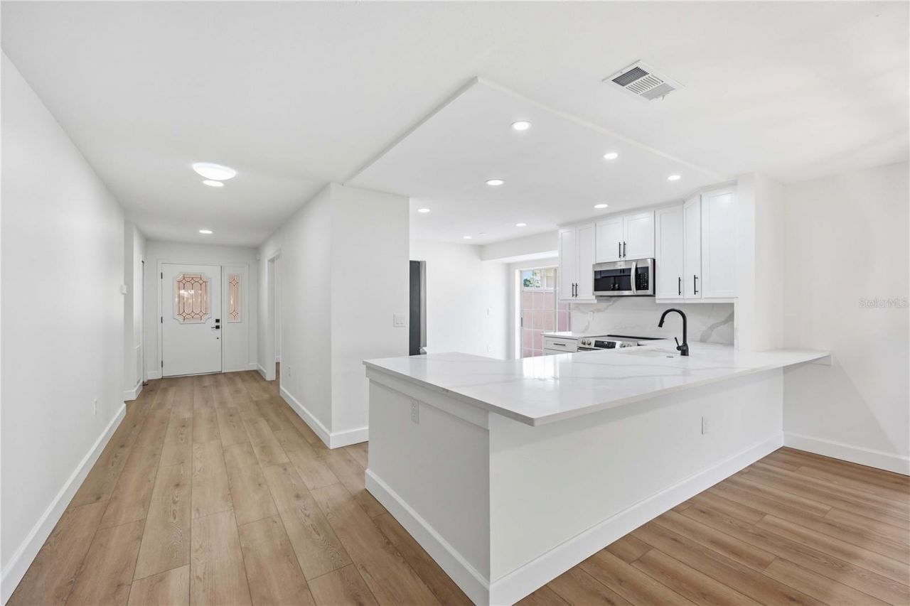 5526 Chanteclaire, Unit 31, Sarasota, FL 34235 Photo