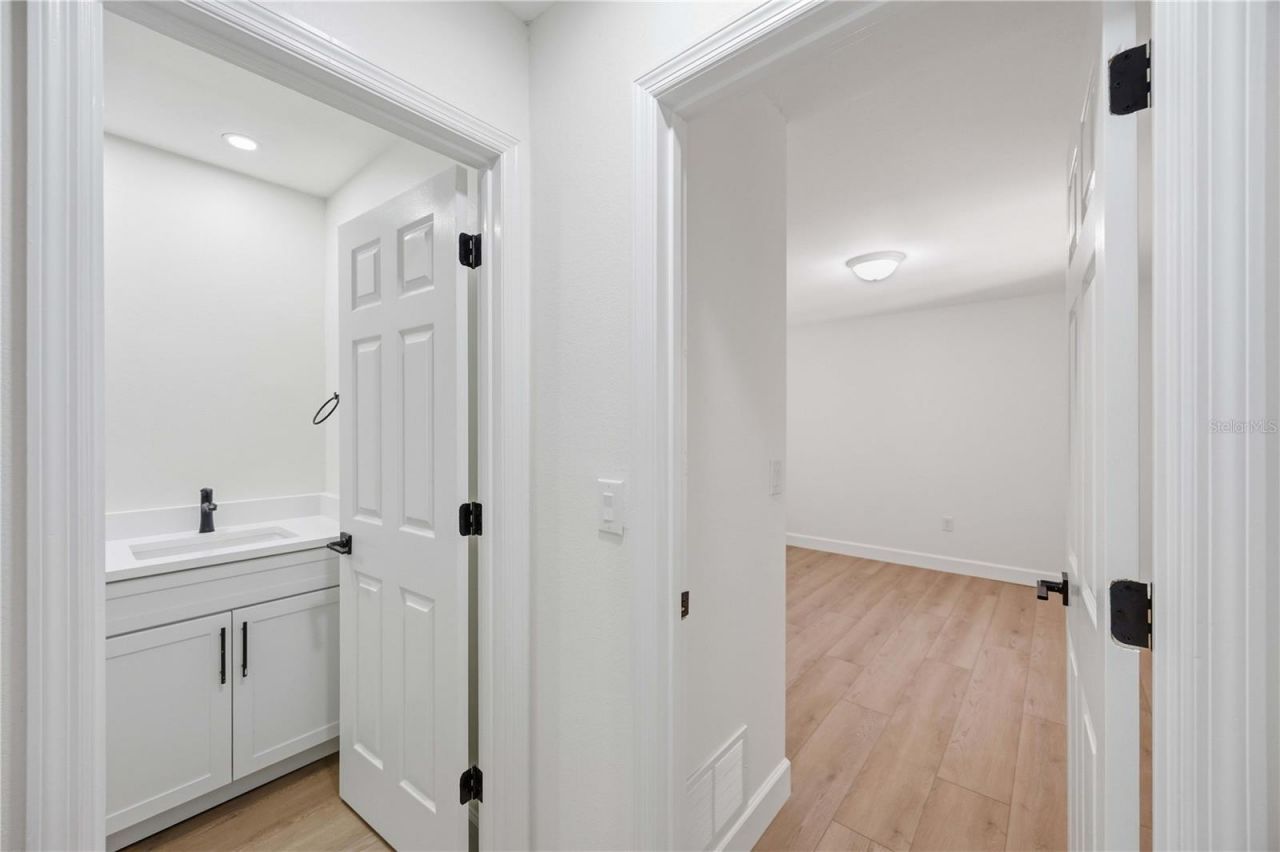 5526 Chanteclaire, Unit 31, Sarasota, FL 34235 Photo