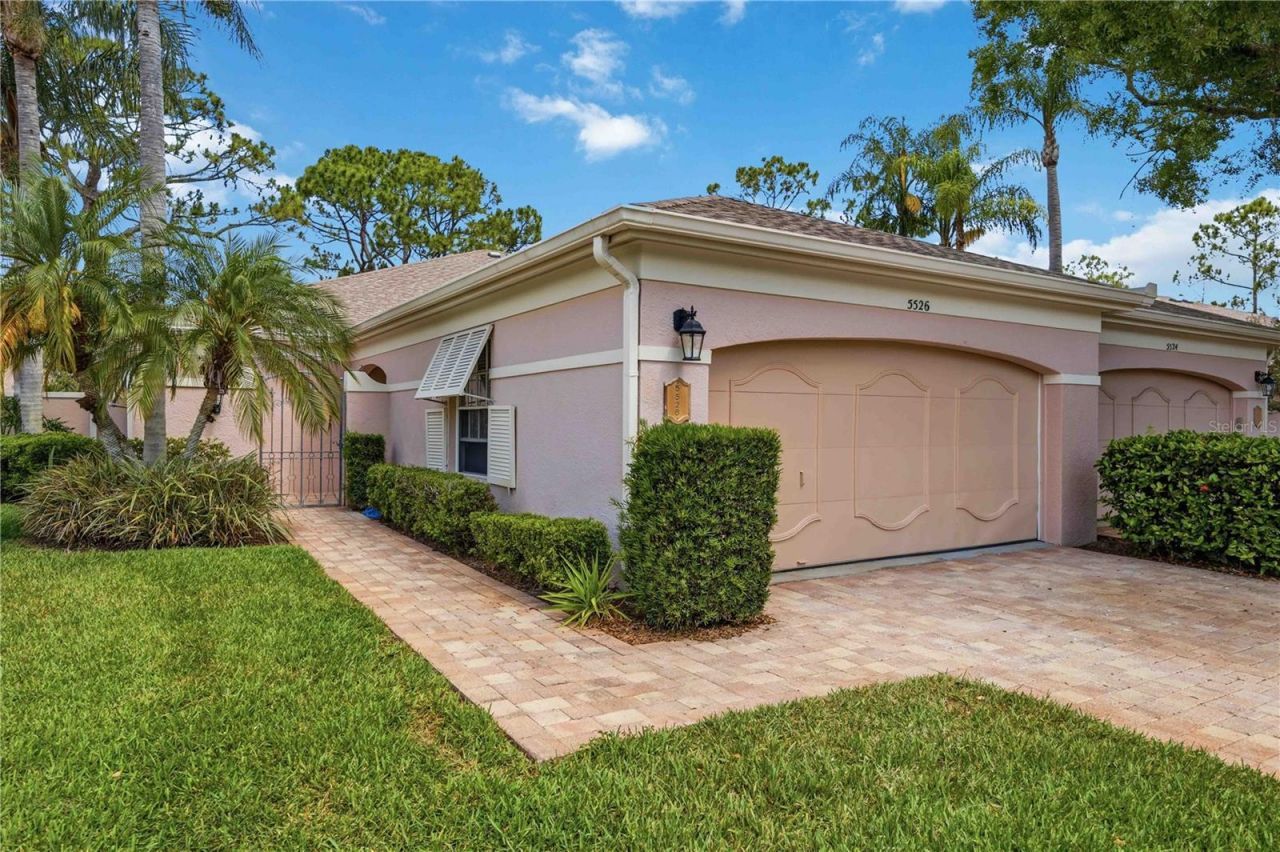 5526 Chanteclaire, Unit 31, Sarasota, FL 34235 Photo