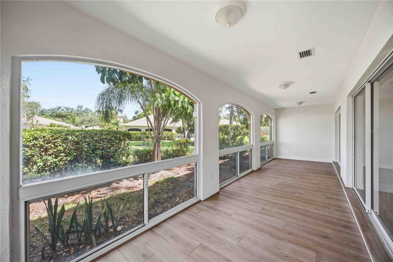 5526 Chanteclaire, Unit 31, Sarasota, FL 34235 Photo