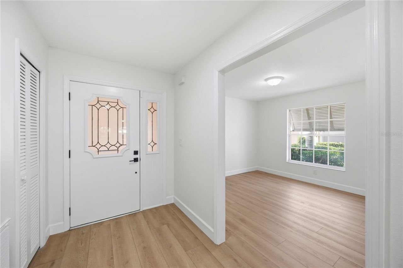 5526 Chanteclaire, Unit 31, Sarasota, FL 34235 Photo