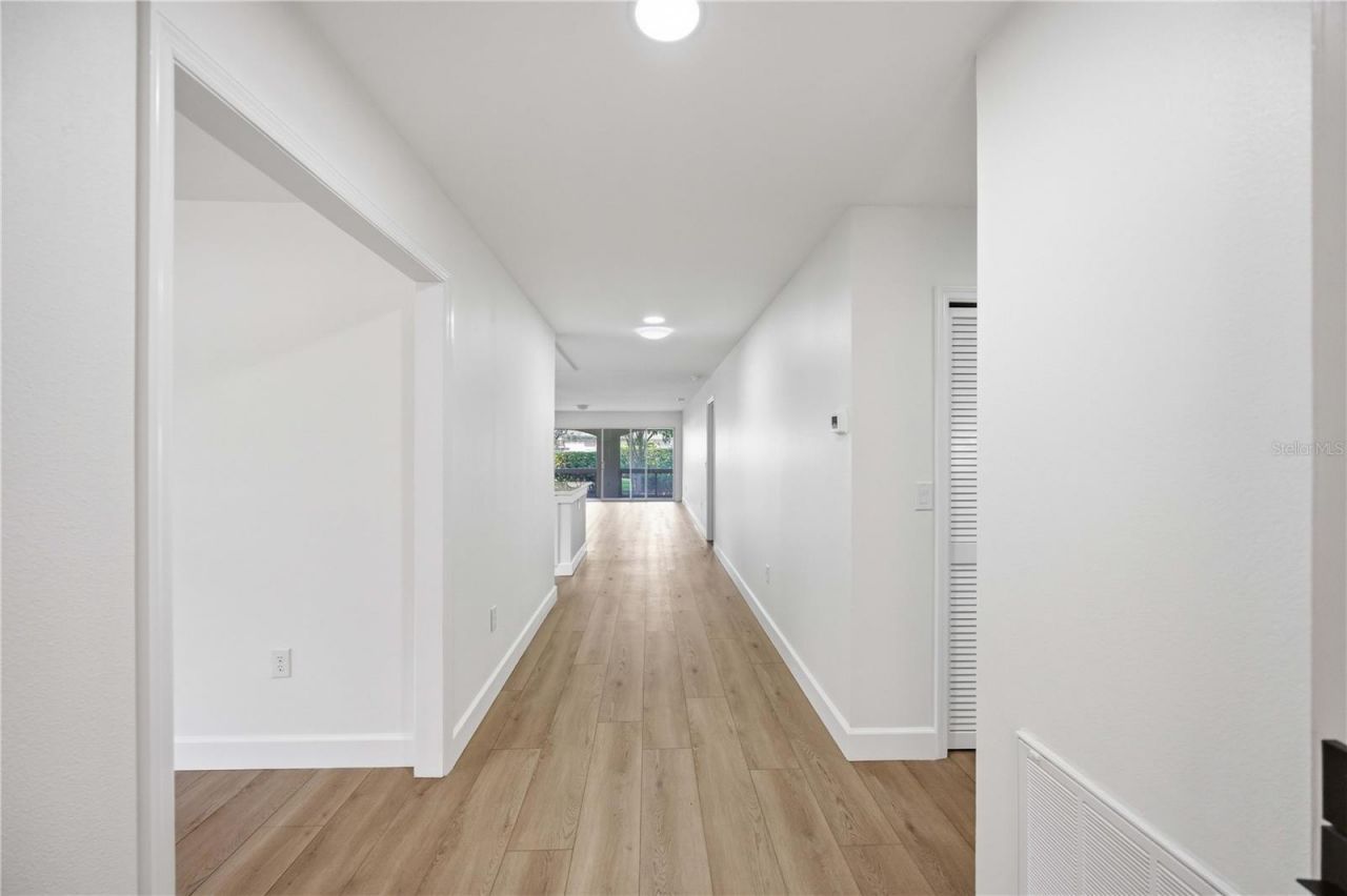 5526 Chanteclaire, Unit 31, Sarasota, FL 34235 Photo