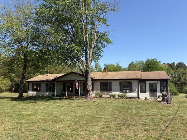 11679 Highway 47 , Chase City, VA 23924