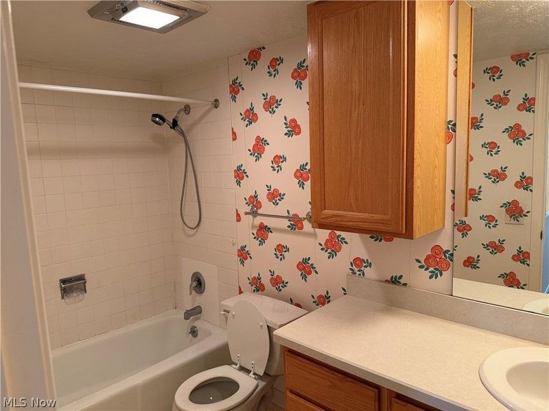 612 Trevitt Circle W, Unit 57, Euclid, OH 44143 Photo 10