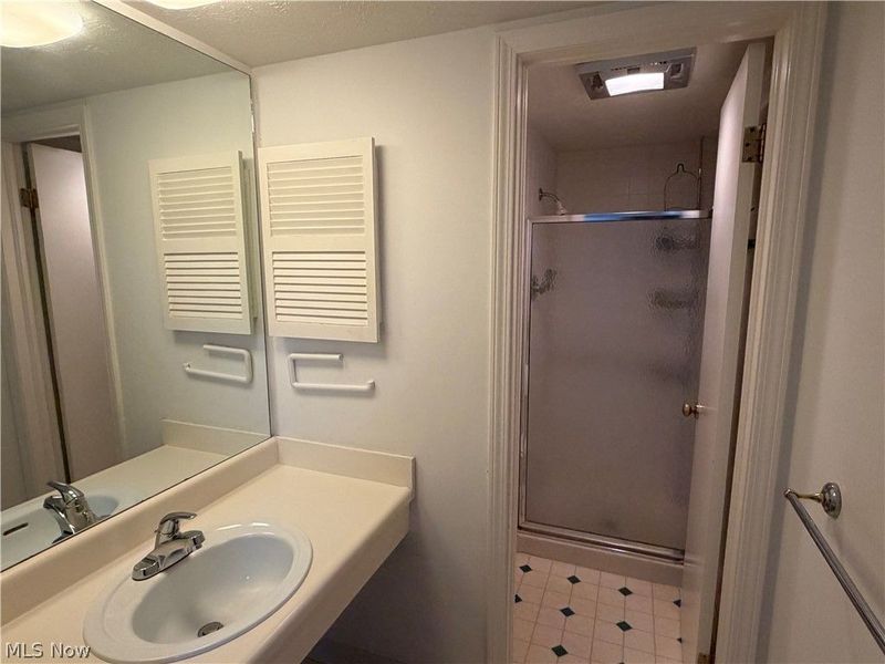 612 Trevitt Circle W, Unit 57, Euclid, OH 44143 Photo 14