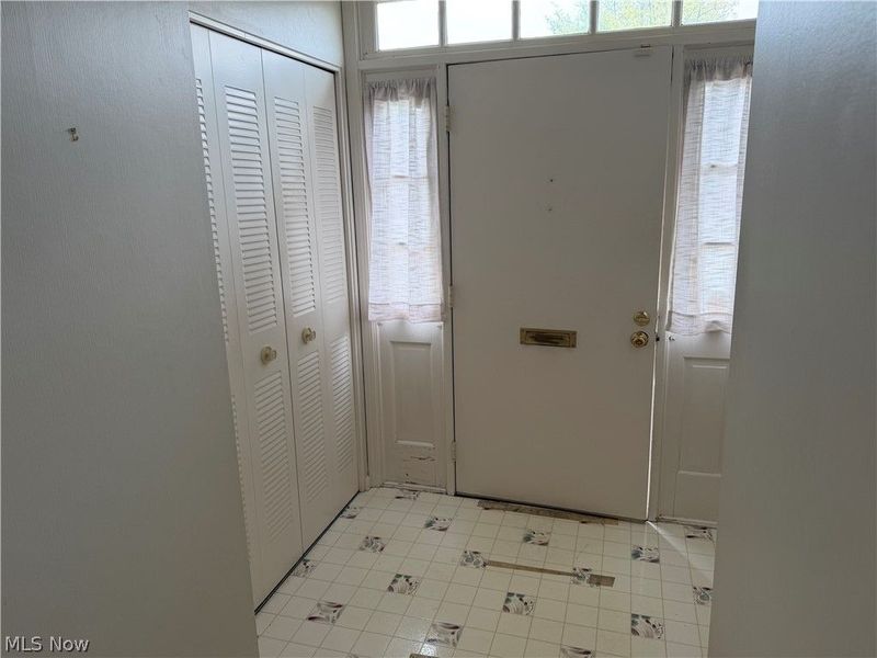 612 Trevitt Circle W, Unit 57, Euclid, OH 44143 Photo 3