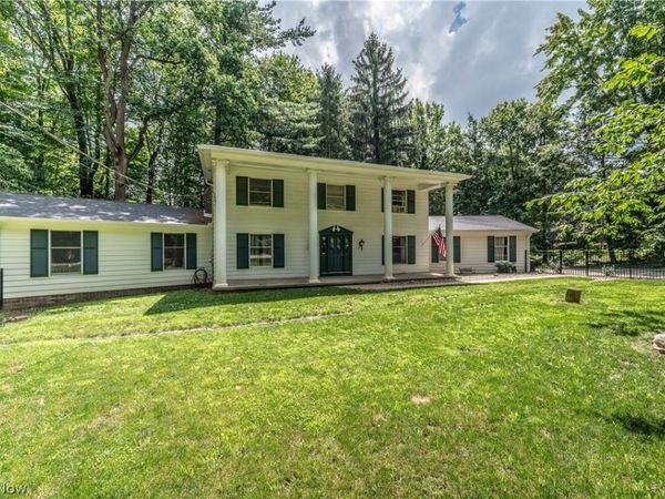 1318 Highland Avenue E, Salem, OH 44460