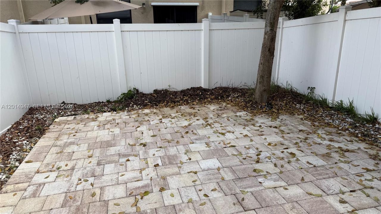 9213 W 33rd Way , Hialeah, FL 33018 Photo