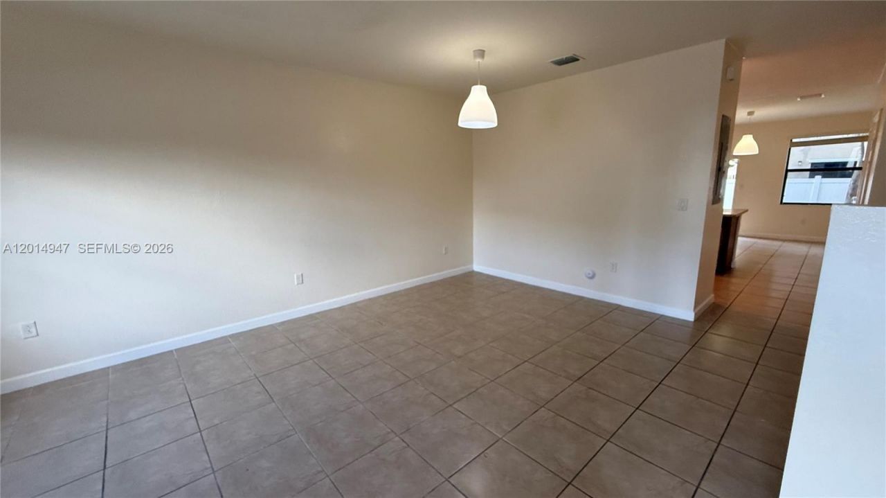 9213 W 33rd Way , Hialeah, FL 33018 Photo