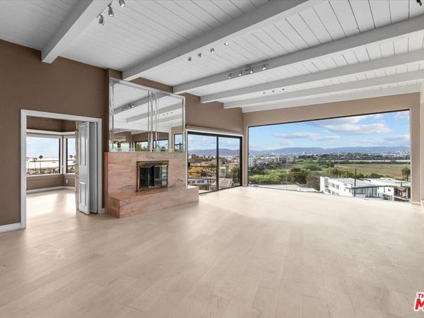 243 Montreal Street, Playa Del Rey, CA 90293