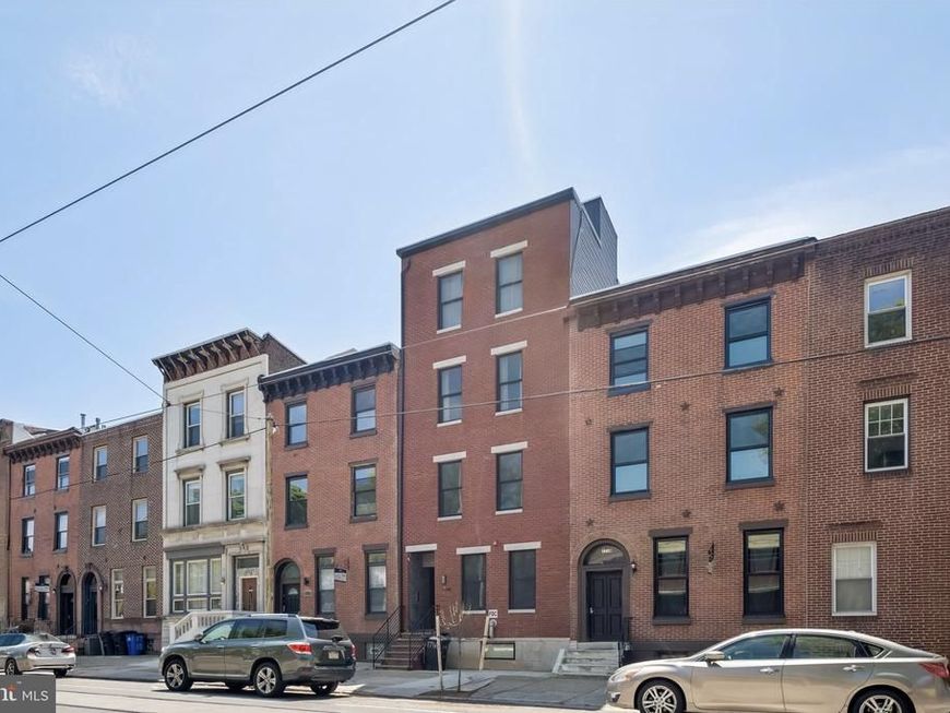 1716 00 W Girard Avenue, Unit 103, Philadelphia, PA 19130 Main Photo