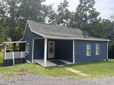 576 Reubens Run Road, Fairmont, WV 26554