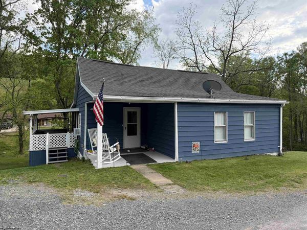 576 Reubens Run Road, Fairmont, WV 26554