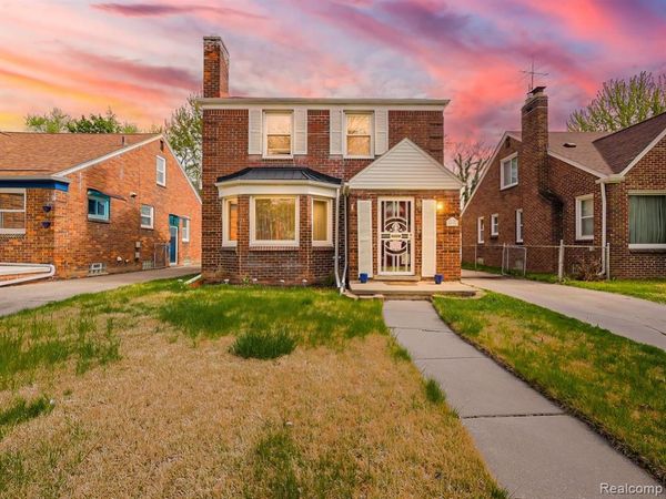5936 Hillcrest Street , Detroit, MI 48236