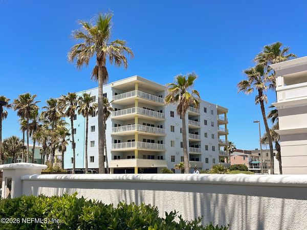1236 1ST Street N, Unit 305, Jacksonville Beach, FL 32250