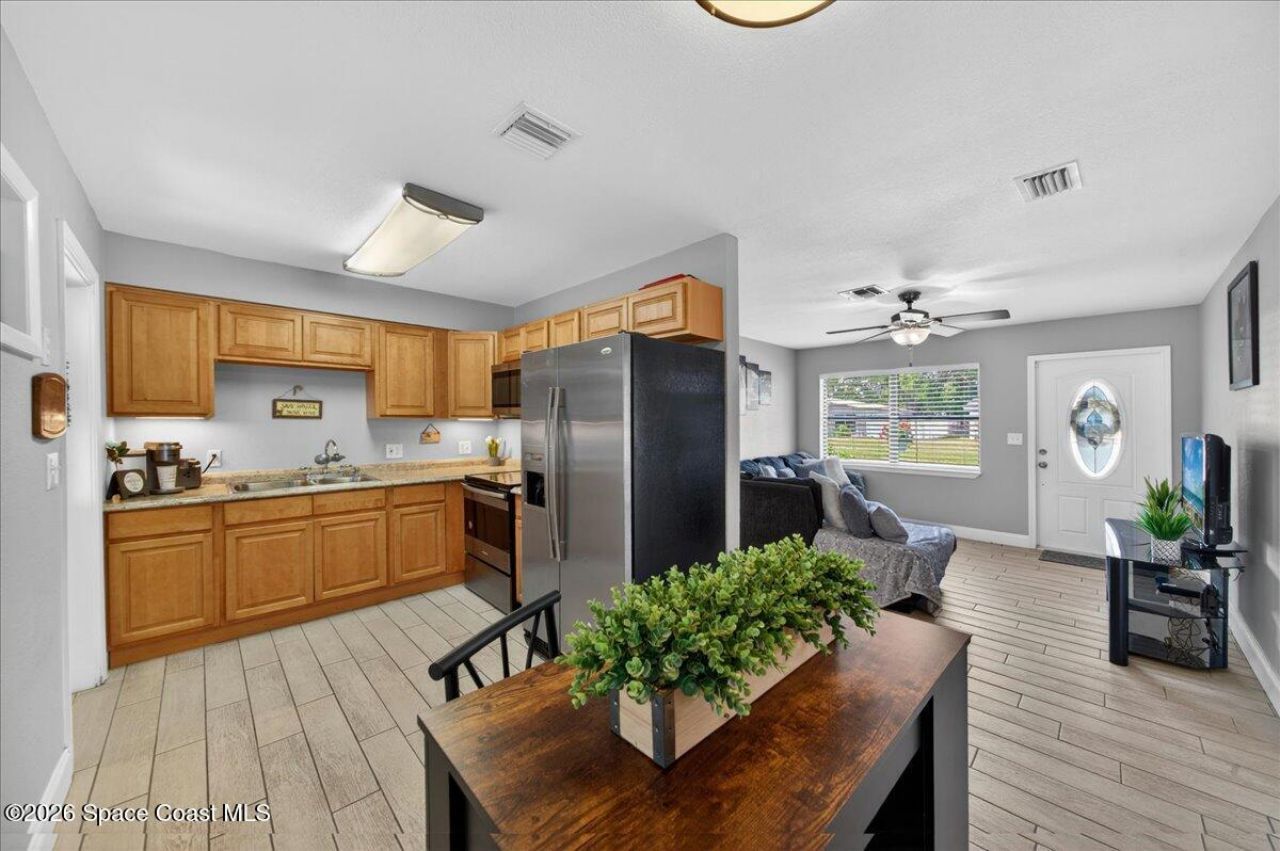 2139 Smathers Circle N , Melbourne, FL 32935 Photo