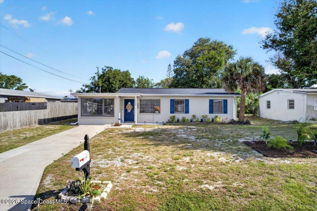 2139 Smathers Circle N , Melbourne, FL 32935 Photo