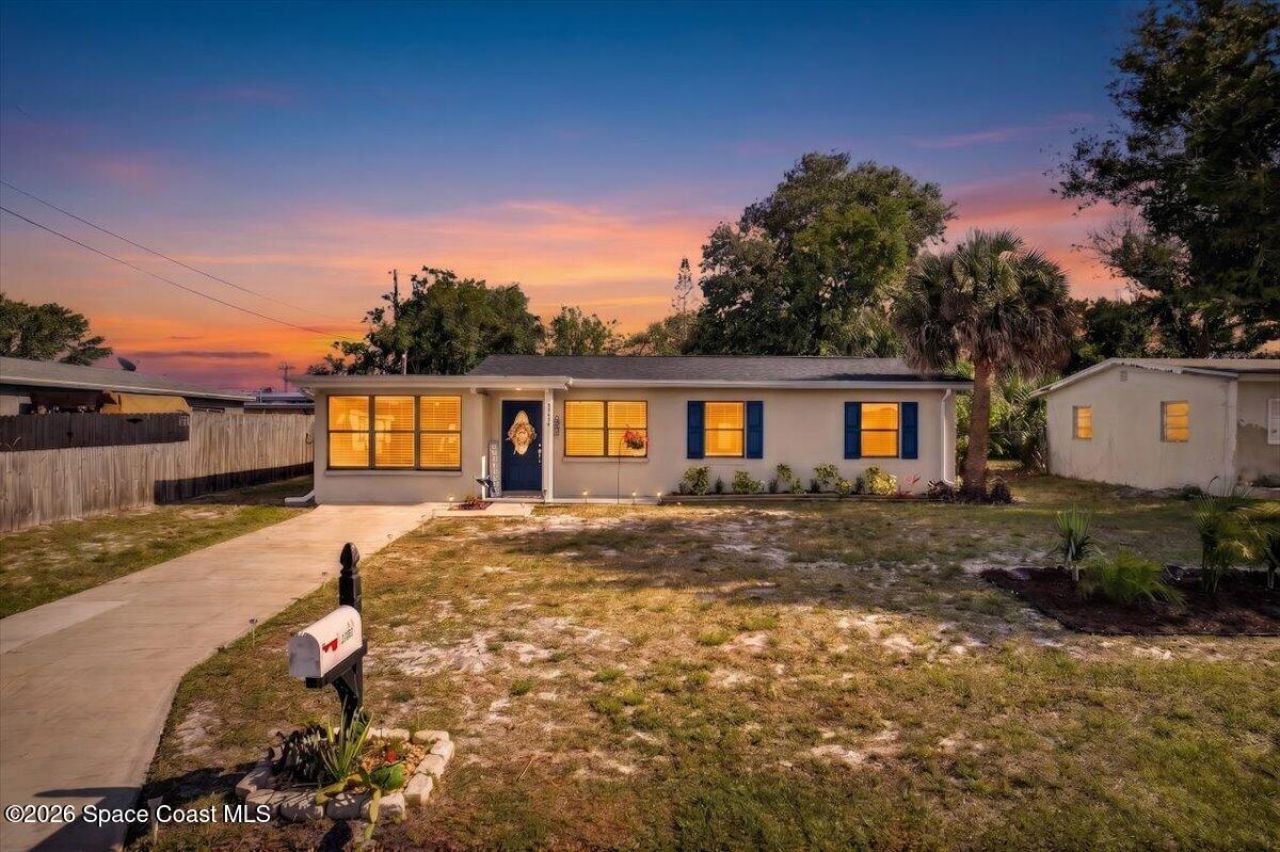 2139 Smathers Circle N , Melbourne, FL 32935 Photo