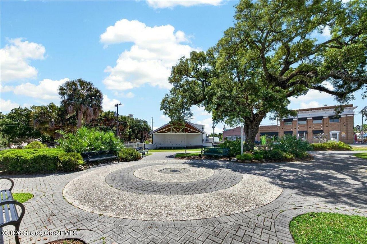 2139 Smathers Circle N , Melbourne, FL 32935 Photo