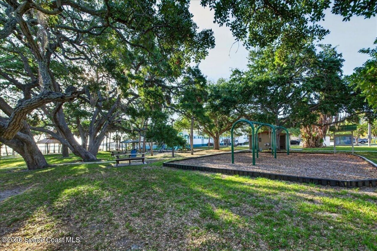2139 Smathers Circle N , Melbourne, FL 32935 Photo