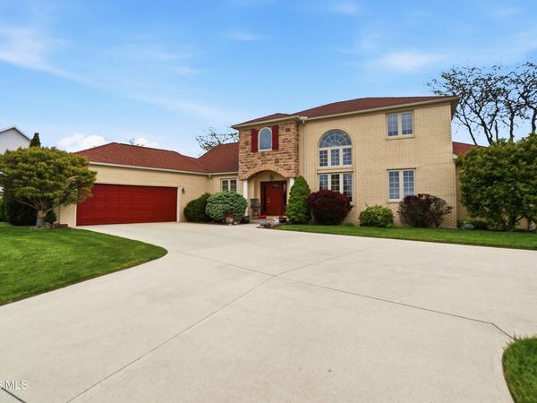1404 Fairway Drive , Fostoria, OH 44830
