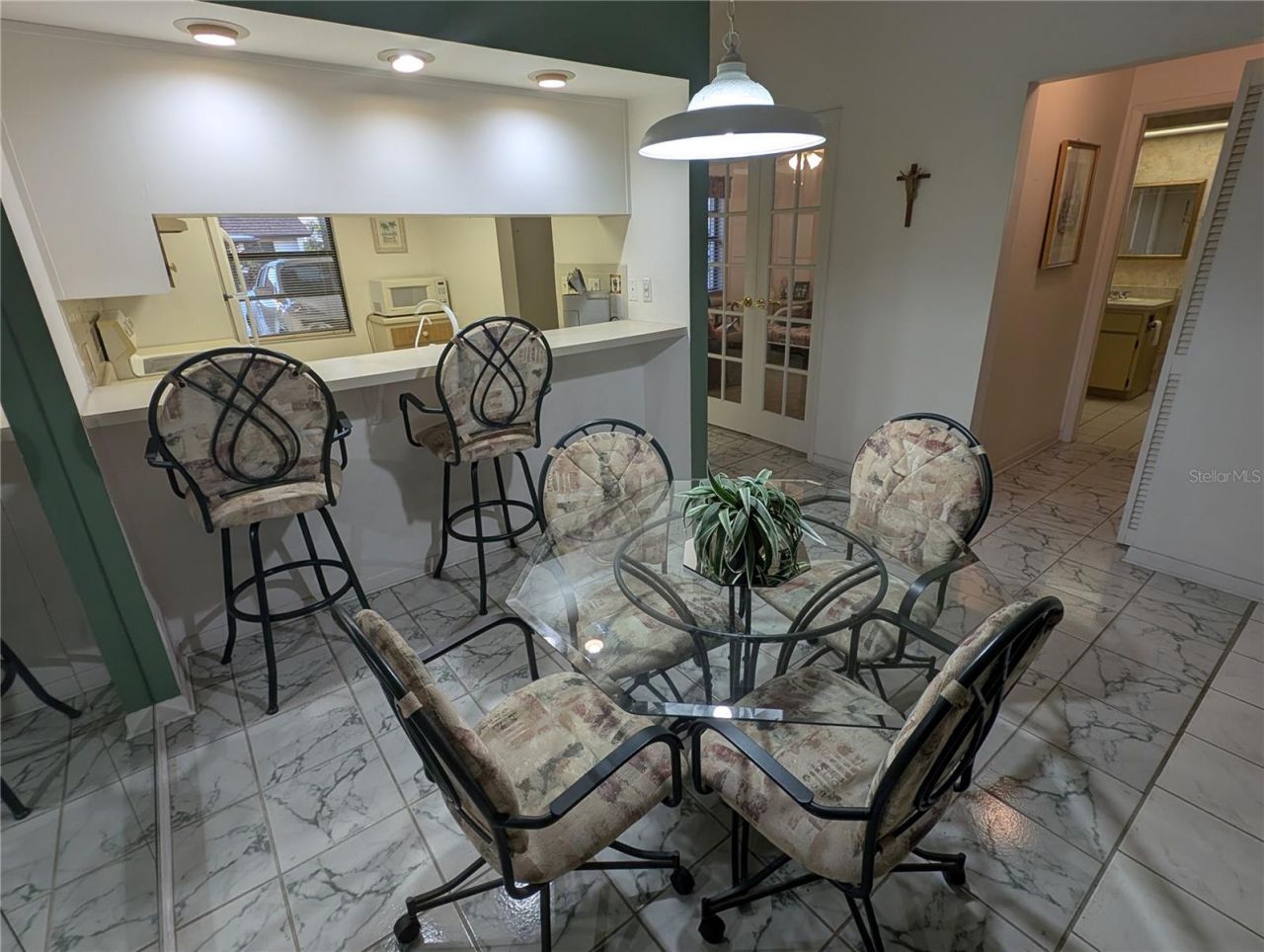 2042 Sunset Grove Lane, Clearwater, FL 33765 Photo