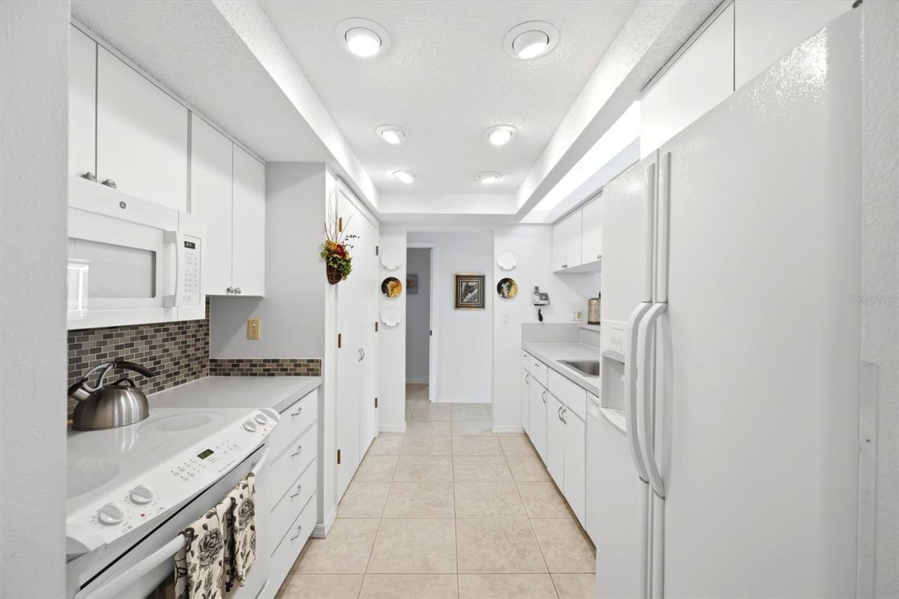 12416 Jocelyn Way, Spring Hill, FL 34609 Photo