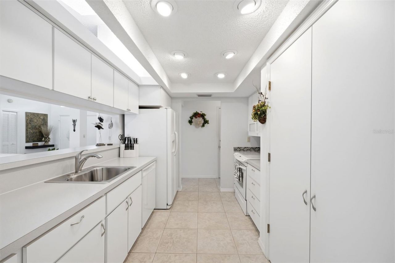 12416 Jocelyn Way, Spring Hill, FL 34609 Photo