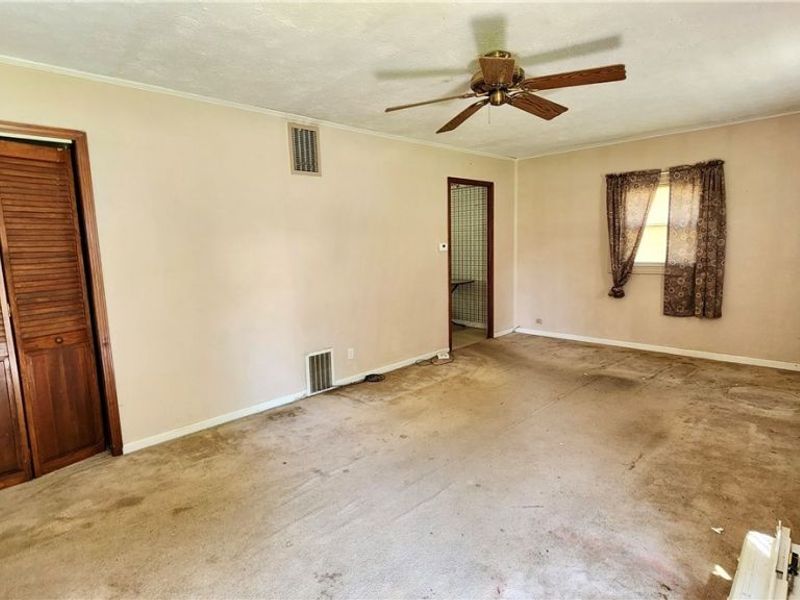 863 North, Painesville, OH 44077 Photo 6
