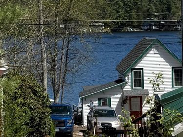 6 Milford Street, Amherst, NH 03031