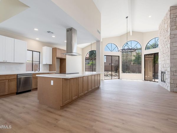 4125 E CORTEZ Street, Phoenix, AZ 85028