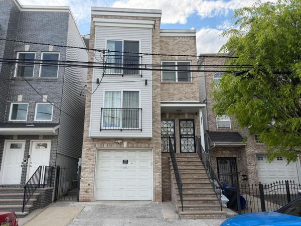 171 Camden St, Apt 2, Newark, NJ 07103