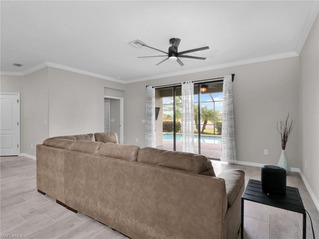 19527 Utopia Ln, Estero, FL 33928 Photo