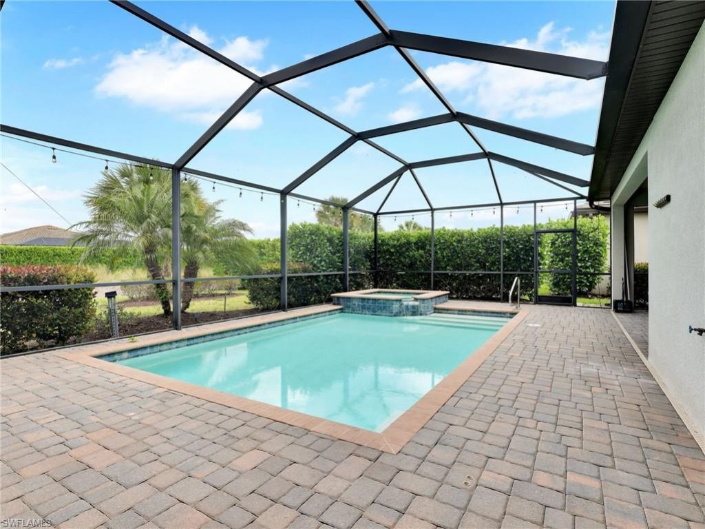 19527 Utopia Ln, Estero, FL 33928 Photo