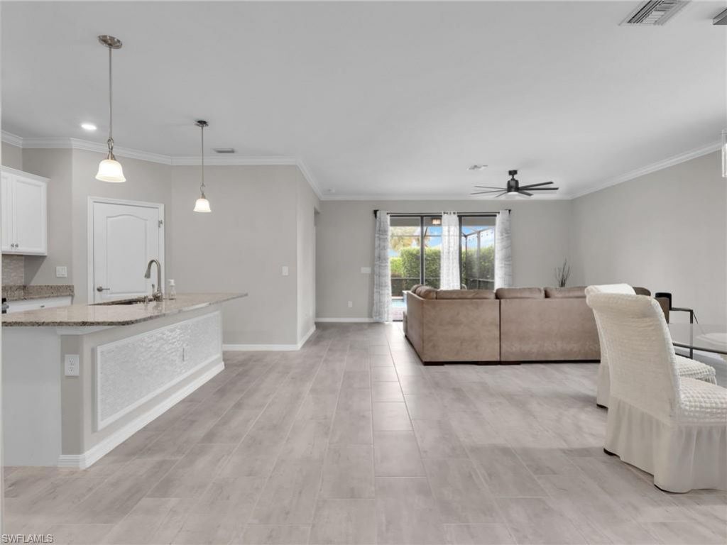 19527 Utopia Ln, Estero, FL 33928 Photo