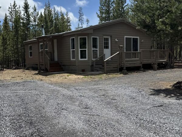 11414 ZEB Court, Crescent Lake, OR 97733