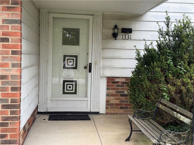 1331 Grant Drive, Parma, OH 44134 Photo 2