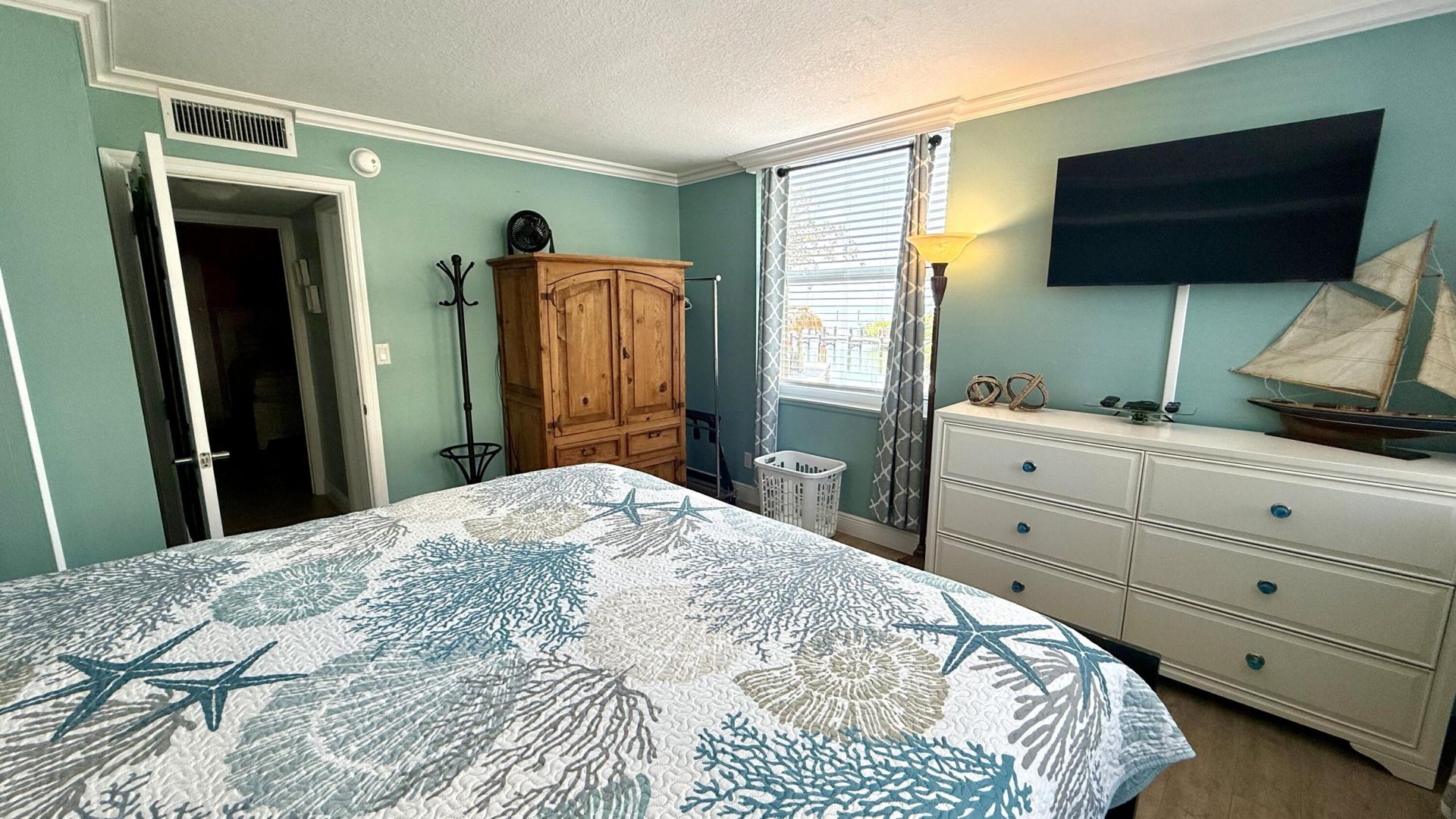88500 Overseas Highway, Unit APT 108, Tavernier, FL 33070 Photo