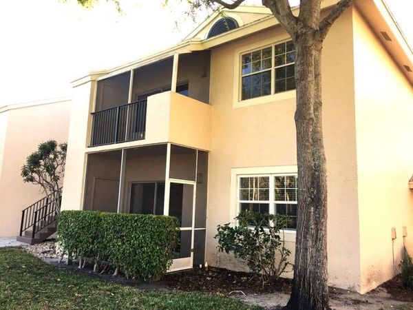 671 Cypress Lake Boulevard, Unit D21, Deerfield Beach, FL 33064