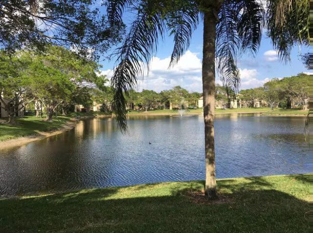 671 Cypress Lake Boulevard, Unit D21, Deerfield Beach, FL 33064 Photo