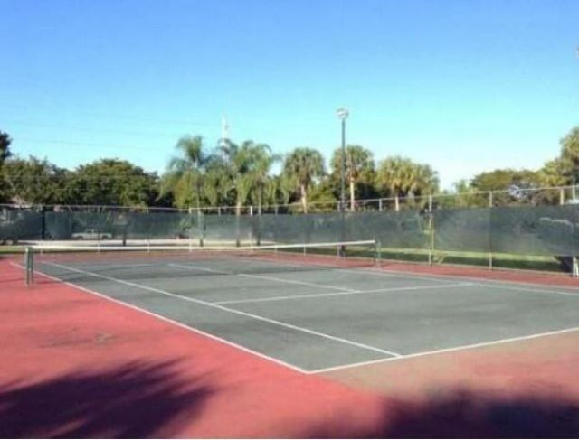 671 Cypress Lake Boulevard, Unit D21, Deerfield Beach, FL 33064 Photo