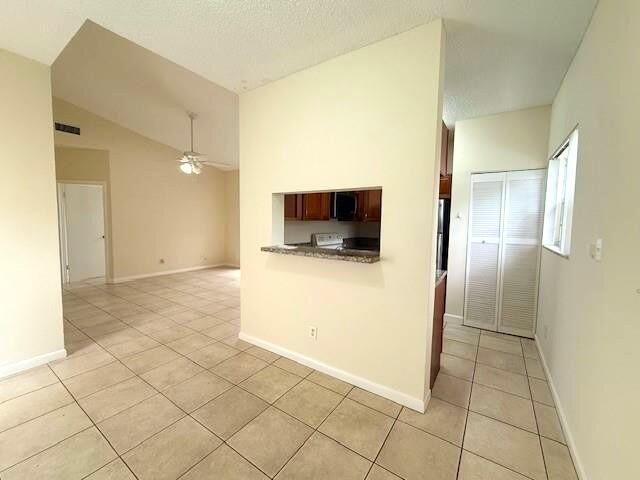 671 Cypress Lake Boulevard, Unit D21, Deerfield Beach, FL 33064 Photo