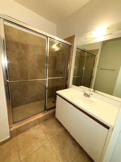 671 Cypress Lake Boulevard, Unit D21, Deerfield Beach, FL 33064 Photo