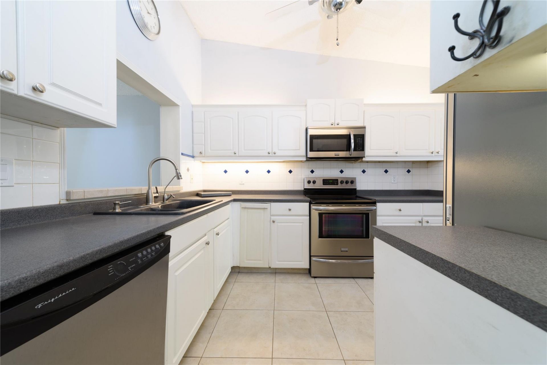 6680 Canary Palm Circle, Boca Raton, FL 33433 Photo