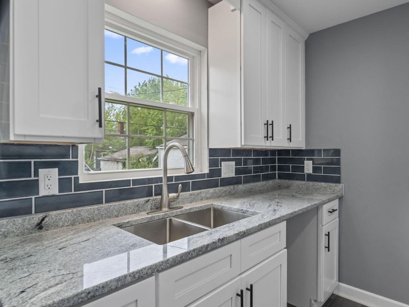 3583 Dresden Street, Columbus, OH 43224 Photo 10