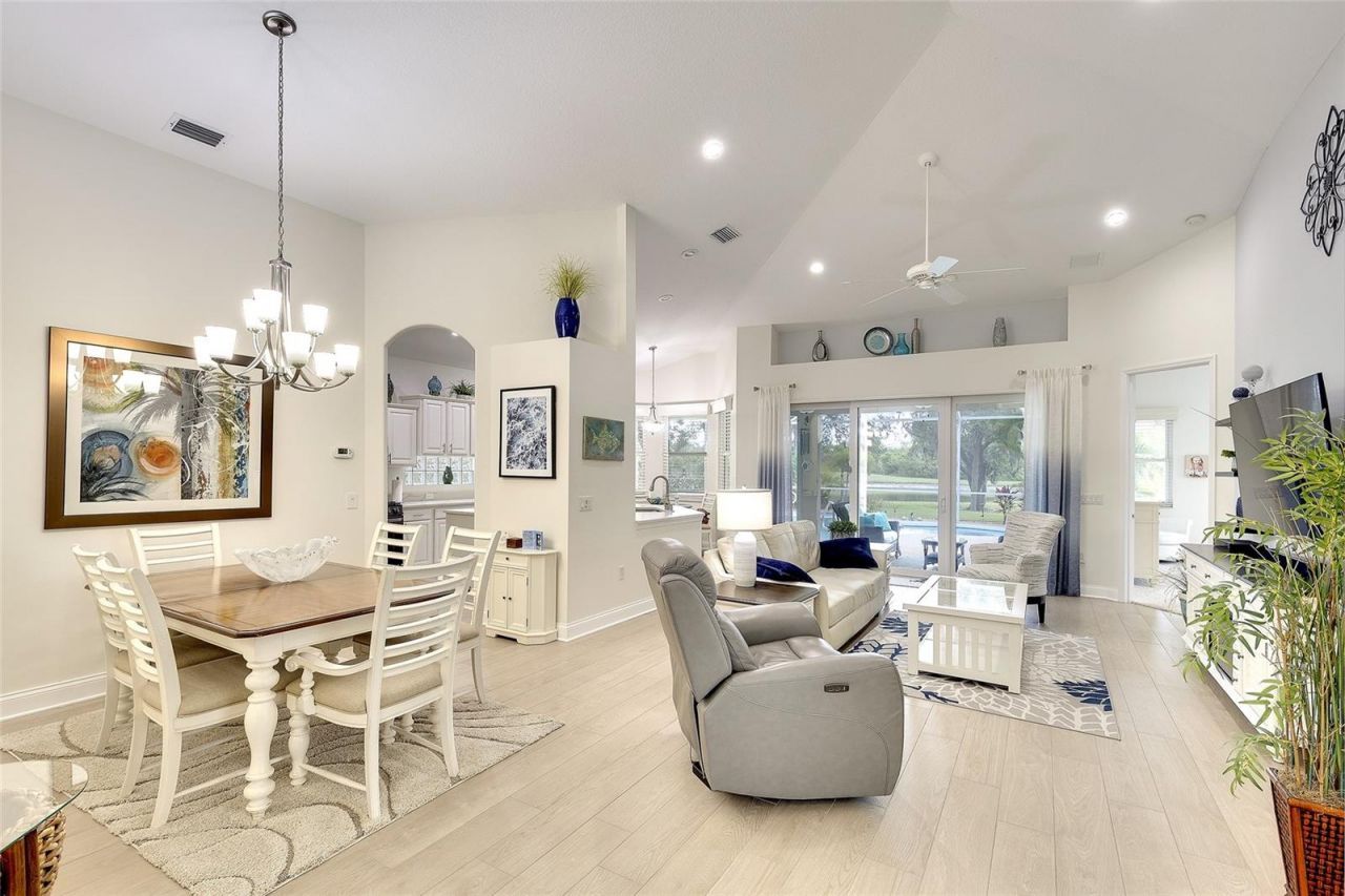6711 Tailfeather Way , Bradenton, FL 34203 Photo