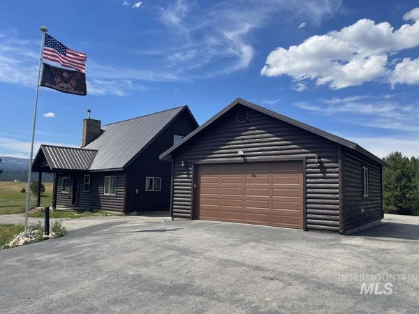 10307 Emma Loop, Cascade, ID 83611