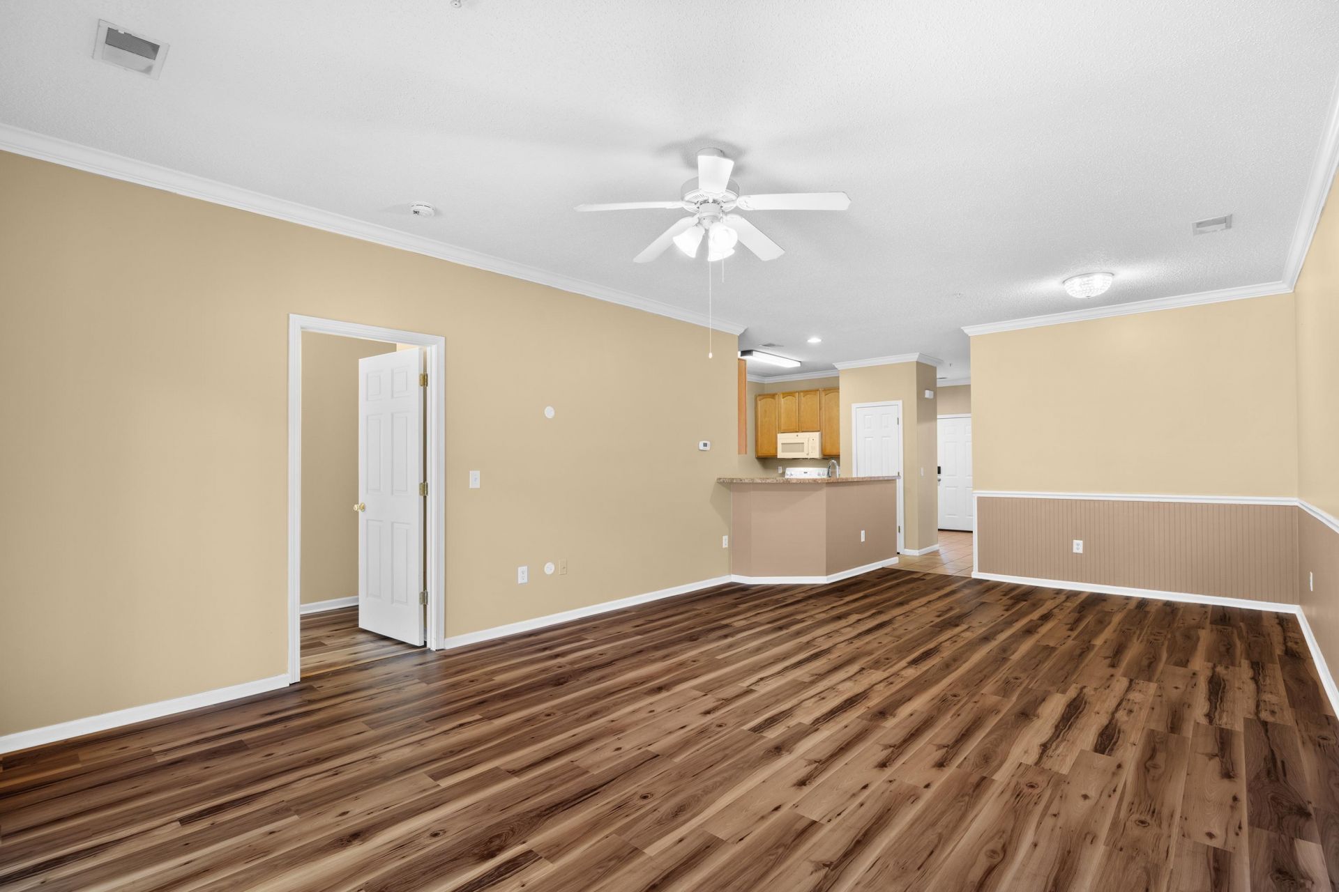 5840 Longwood Dr. Photo 11