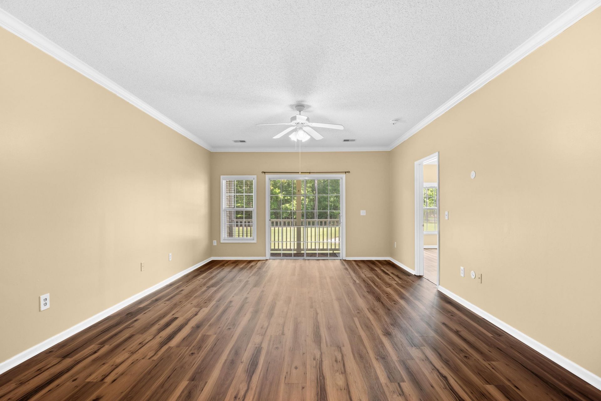 5840 Longwood Dr. Photo 14